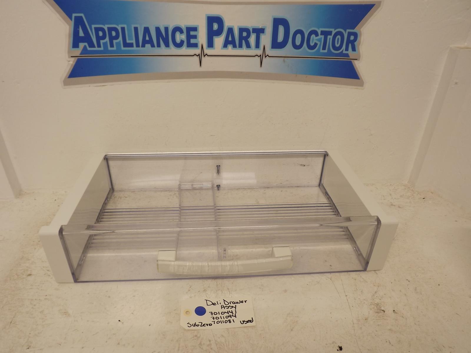 SubZero Refrigerator 7010440 7011094 7011081 Deli Drawer Assy Used SubZero Refrigerator 7010440 7011094 7011081 Deli Drawer Assy Used